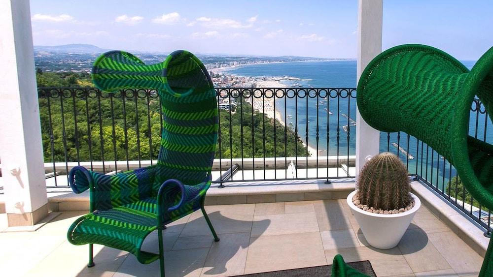 Hotel Posillipo Gabicce Mare Eksteriør bilde