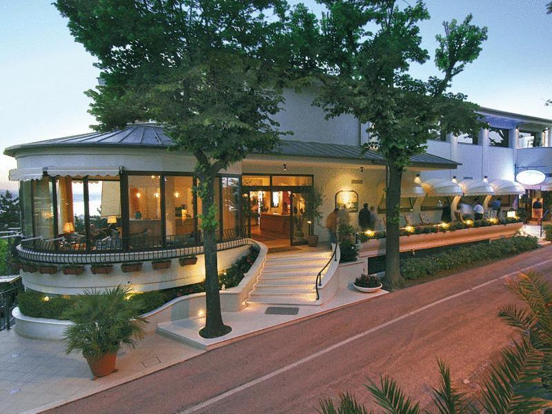 Hotel Posillipo Gabicce Mare Eksteriør bilde