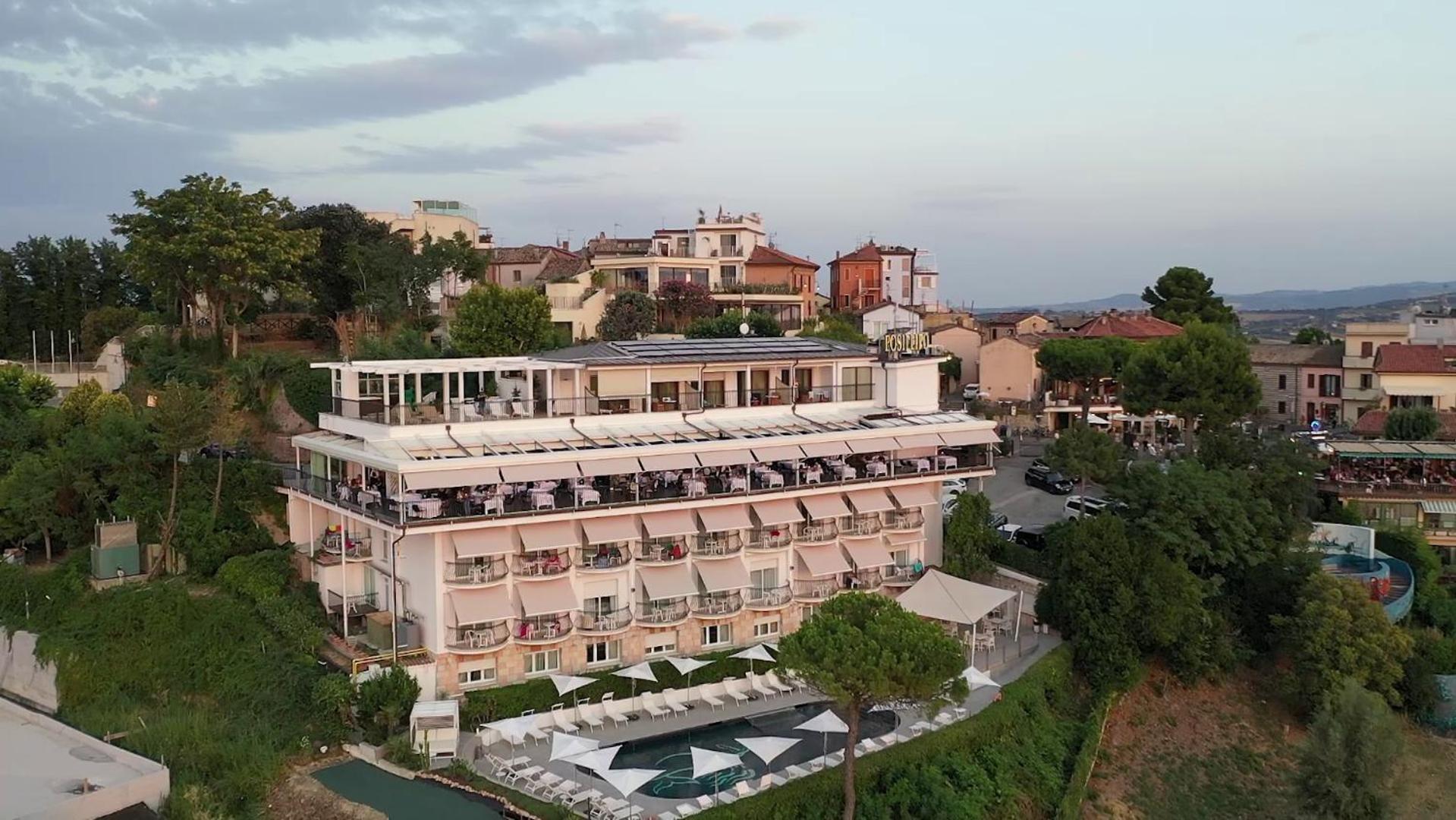 Hotel Posillipo Gabicce Mare Eksteriør bilde