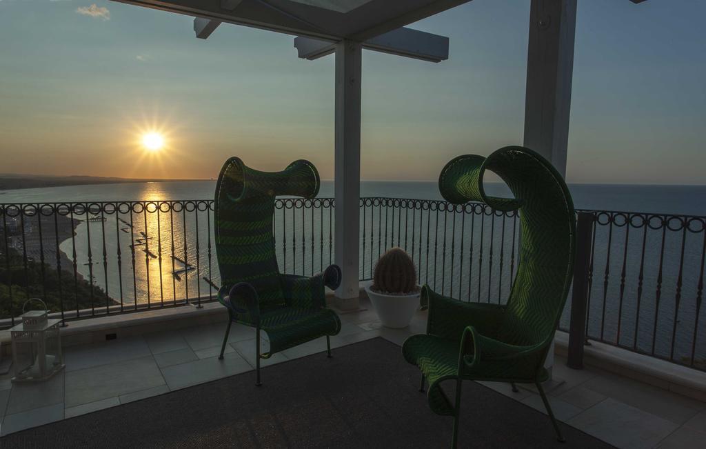 Hotel Posillipo Gabicce Mare Eksteriør bilde
